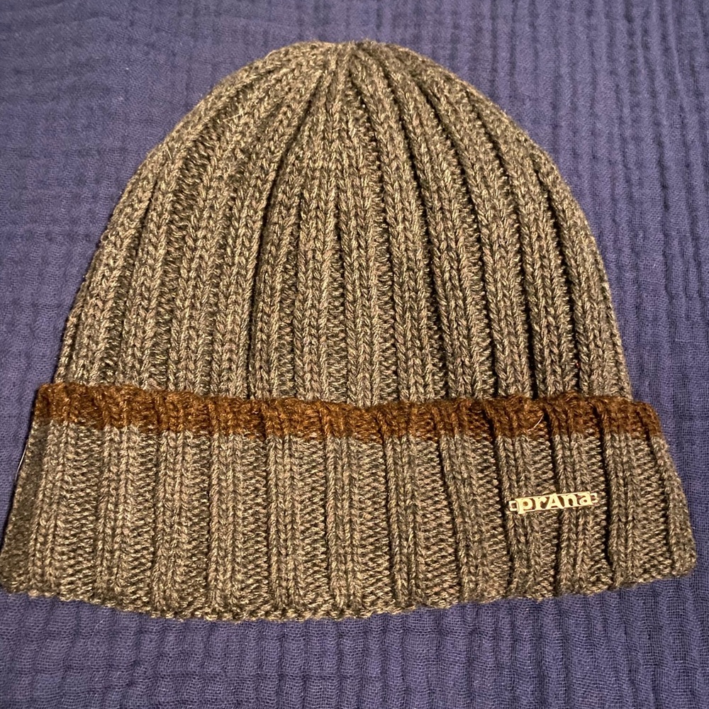 Prana Charcoal and Chestnut Knit Beanie